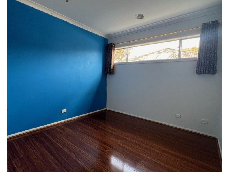 3 Fenland Street, Craigieburn VIC 3064