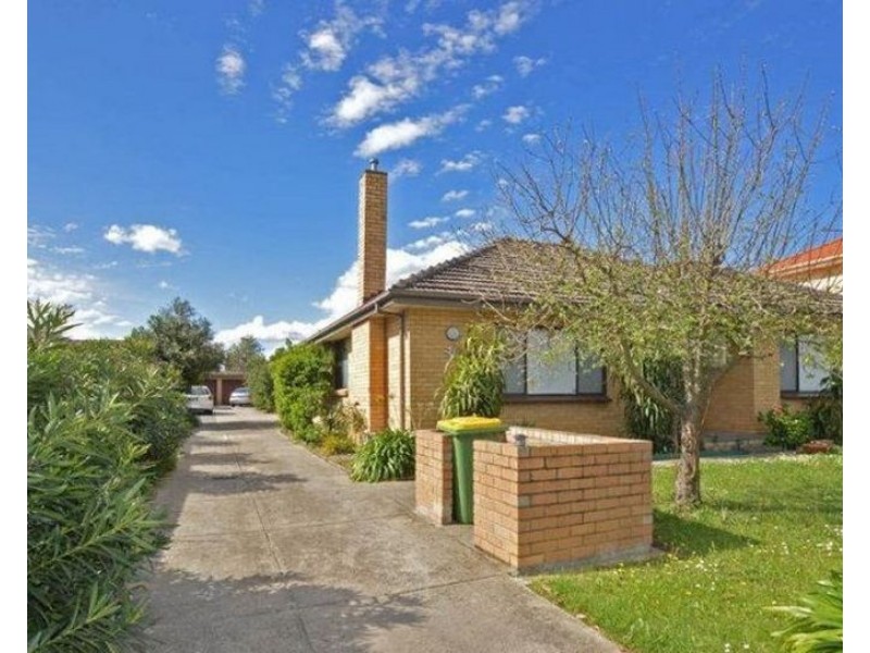 2/10 Elliot Street, Reservoir VIC 3073