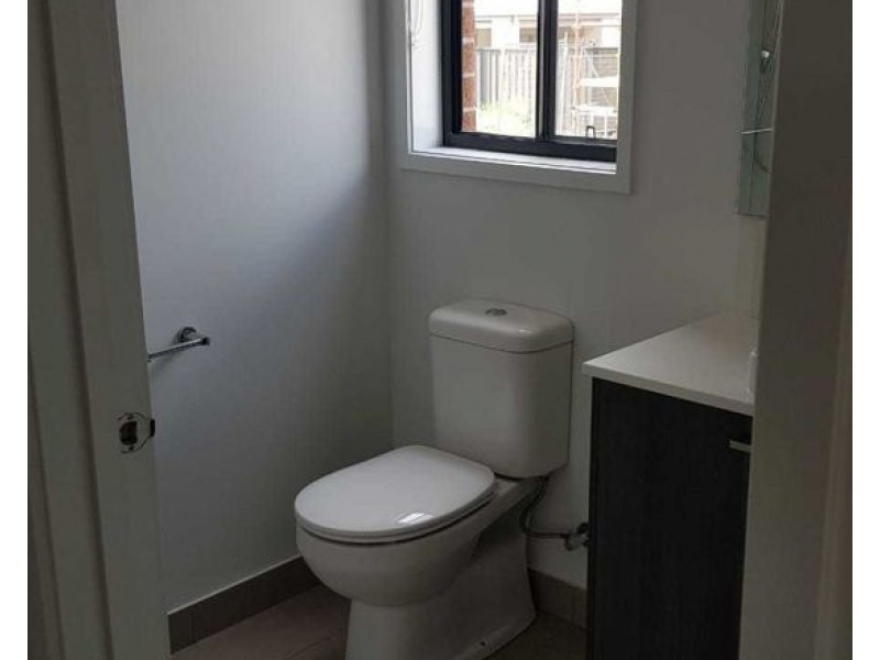 21 Millau Avenue, Craigieburn VIC 3064