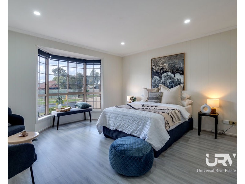 12 Edington Way, Craigieburn VIC 3064