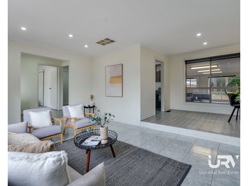 12 Edington Way, Craigieburn VIC 3064
