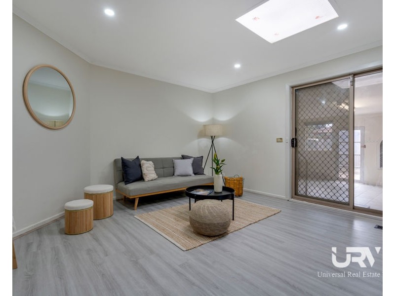 12 Edington Way, Craigieburn VIC 3064