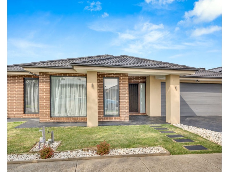 25 Admiration Drive, Craigieburn VIC 3064