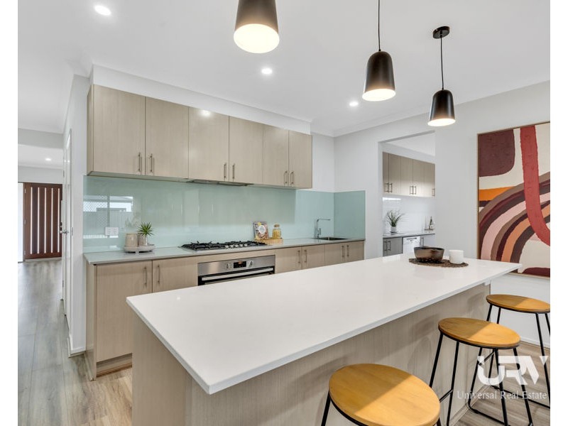 25 Admiration Drive, Craigieburn VIC 3064