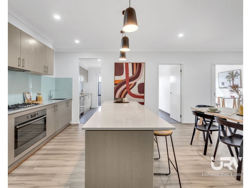 25 Admiration Drive, Craigieburn VIC 3064