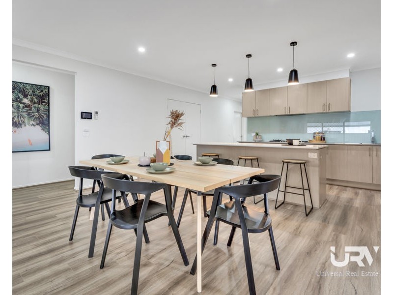 25 Admiration Drive, Craigieburn VIC 3064