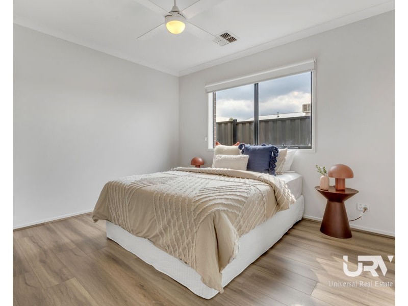 25 Admiration Drive, Craigieburn VIC 3064