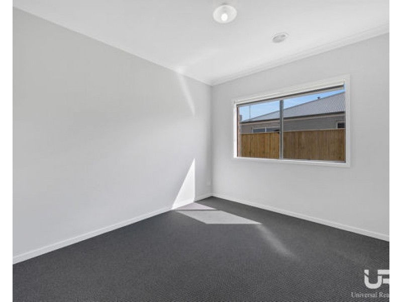 14 Pollen Place, Donnybrook VIC 3064