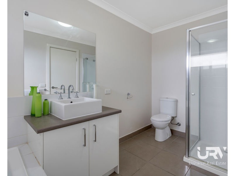8 Cable Circuit, Craigieburn VIC 3064