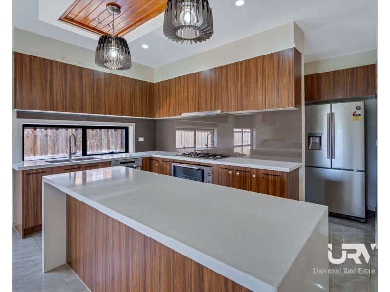 25 Salvia Street, Mickleham VIC 3064