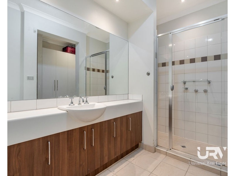 11 Reay Drive, Craigieburn VIC 3064