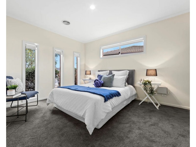 35 Watergum Avenue, Craigieburn VIC 3064