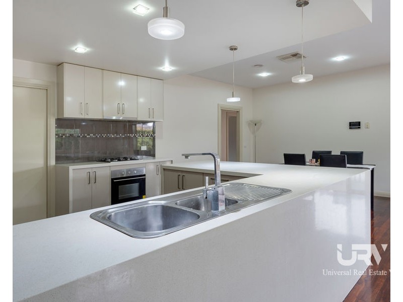 2 Serenity Way, Craigieburn VIC 3064