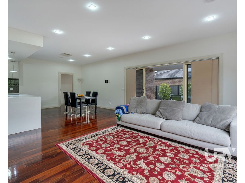 2 Serenity Way, Craigieburn VIC 3064