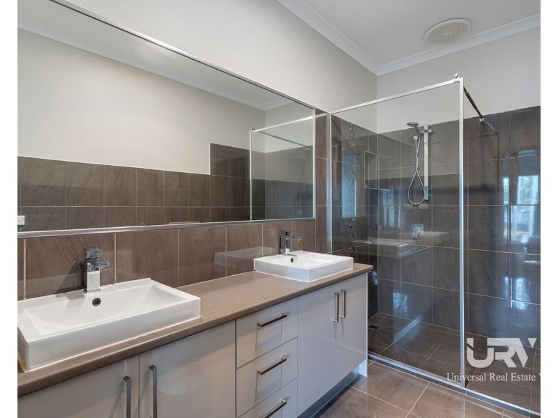2 Serenity Way, Craigieburn VIC 3064