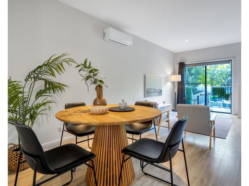18/11 Troward Harvey Way, Craigieburn VIC 3064