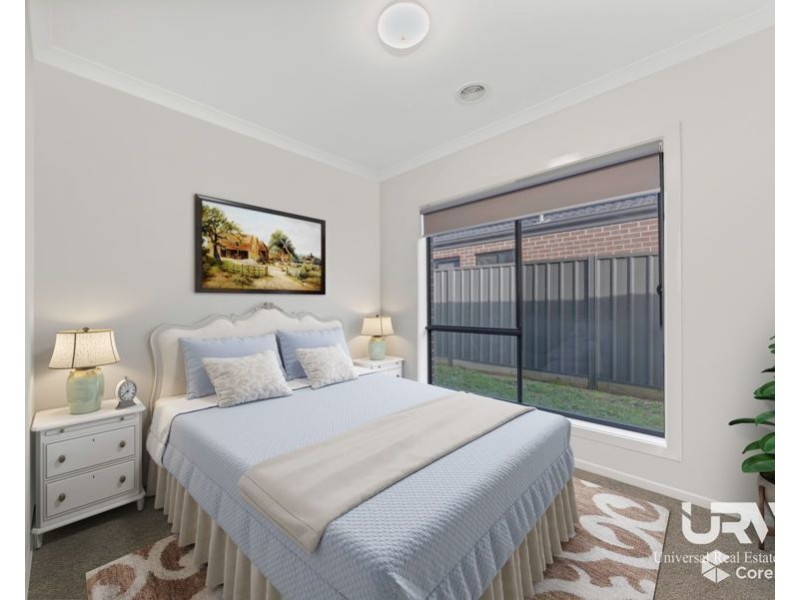 8 Wispering Circuit, Kilmore VIC 3764