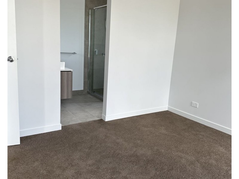 18 Times Street, Kalkallo VIC 3064