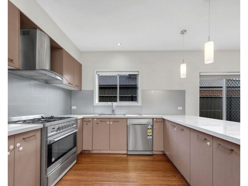5 Watermill Avenue, Craigieburn VIC 3064