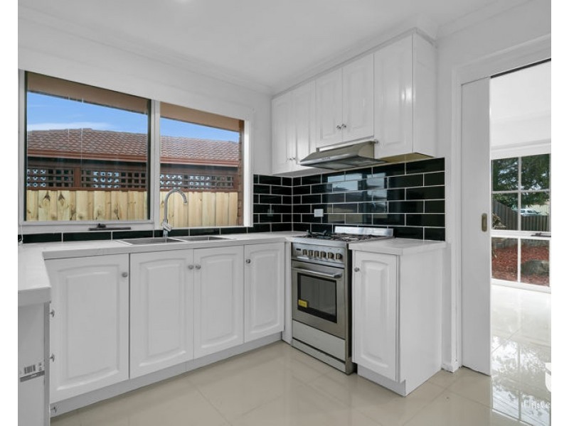 3 Plymouth Court, Craigieburn VIC 3064