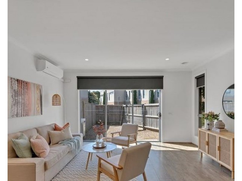 52 Bayano Way, Craigieburn VIC 3064