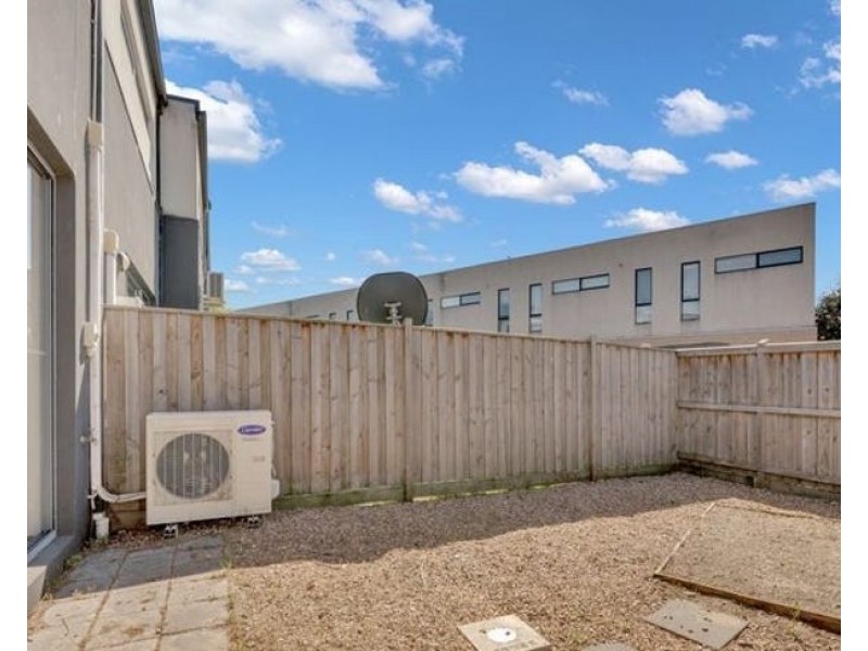 52 Bayano Way, Craigieburn VIC 3064