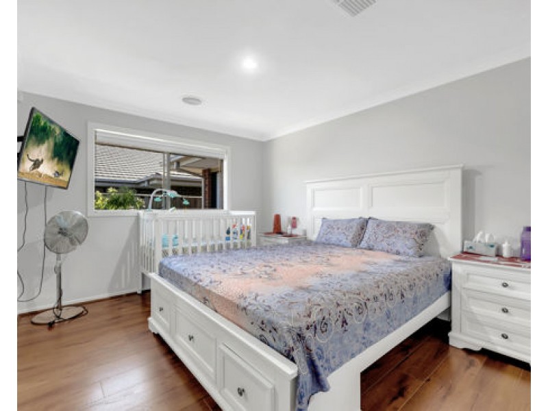 24 Edenvale Boulevard, Wollert VIC 3750