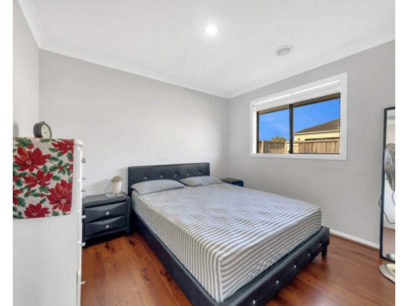 24 Edenvale Boulevard, Wollert VIC 3750