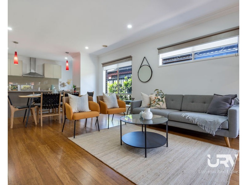 241 Newbury Blvd, Craigieburn VIC 3064