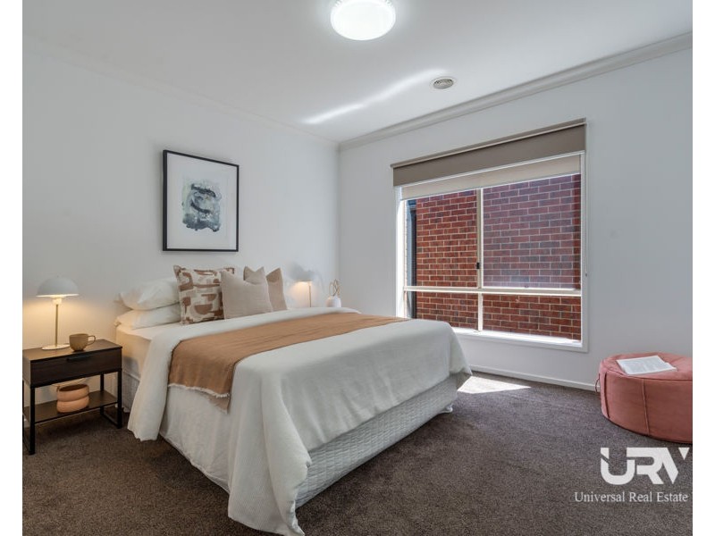 241 Newbury Blvd, Craigieburn VIC 3064