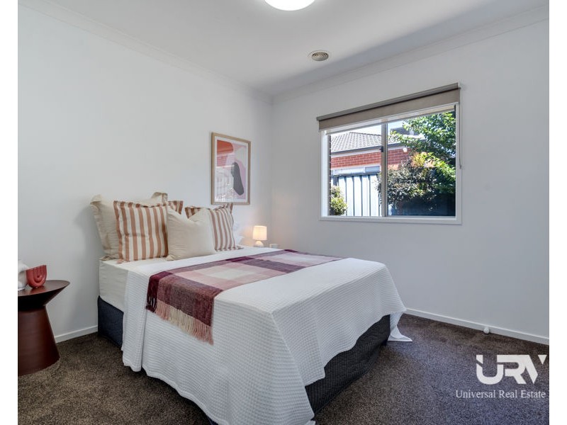 241 Newbury Blvd, Craigieburn VIC 3064