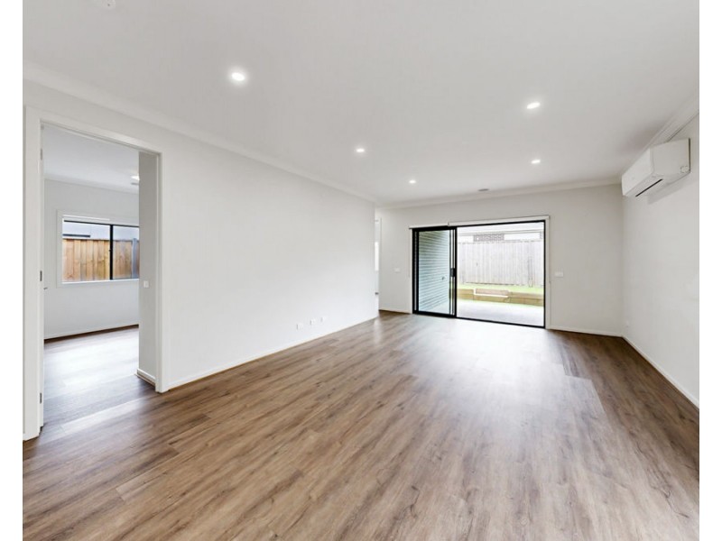5 Rawson Street, Donnybrook VIC 3064