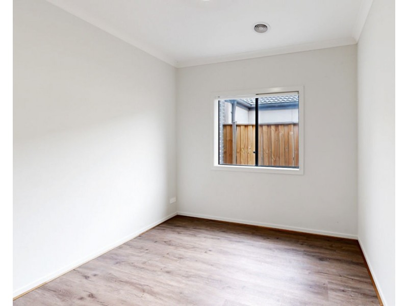 5 Rawson Street, Donnybrook VIC 3064