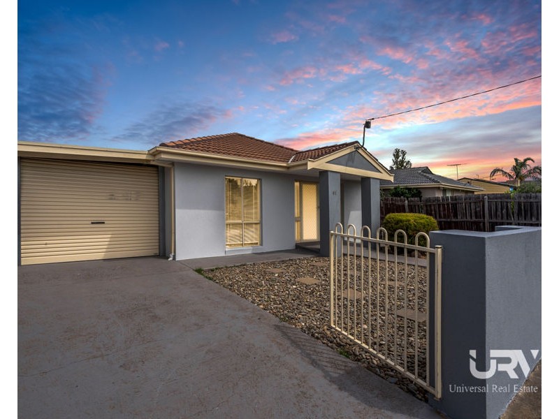 61 Dianne Avenue, Craigieburn VIC 3064