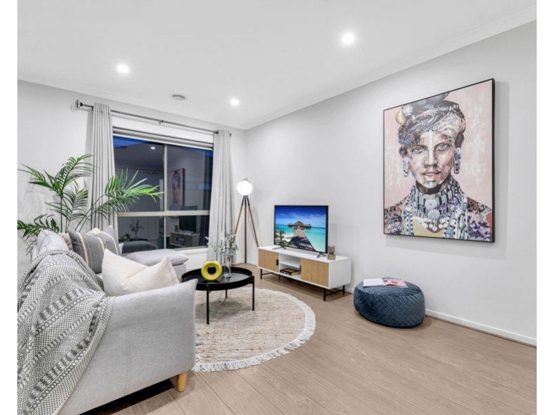 14 Wollemia Street, Craigieburn VIC 3064