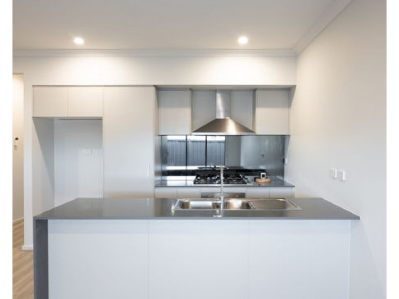 14 Crepe Road, Kalkallo VIC 3064