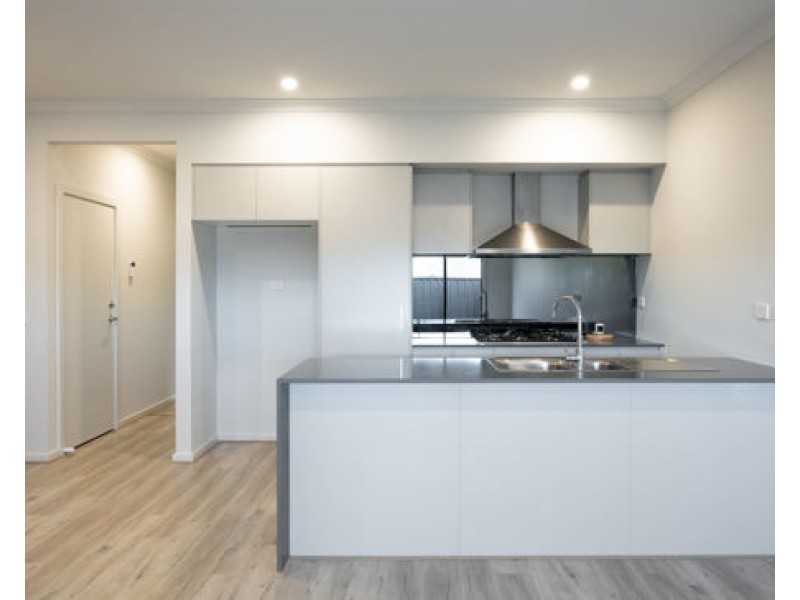 14 Crepe Road, Kalkallo VIC 3064