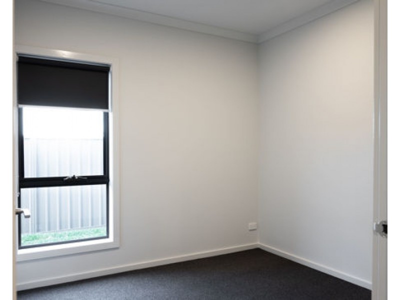 14 Crepe Road, Kalkallo VIC 3064