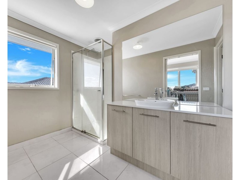 101 Ellscott Boulevard, Mickleham VIC 3064