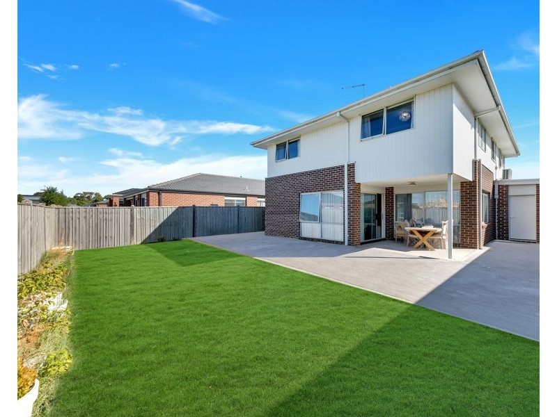 101 Ellscott Boulevard, Mickleham VIC 3064