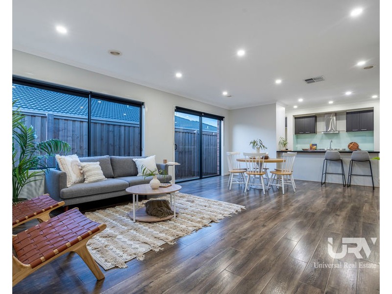 15 Valere Street, Mickleham VIC 3064