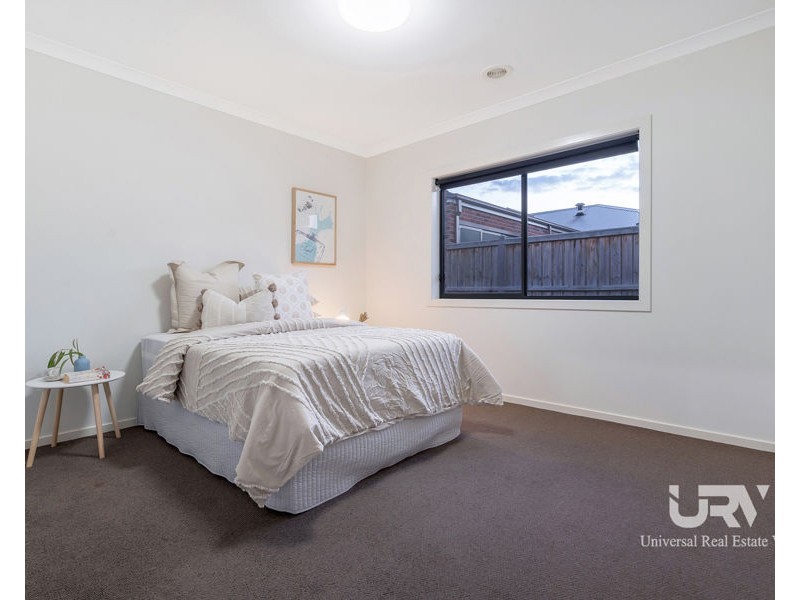 15 Valere Street, Mickleham VIC 3064