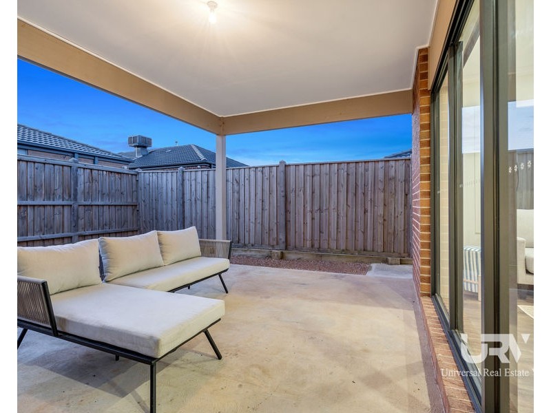 15 Valere Street, Mickleham VIC 3064