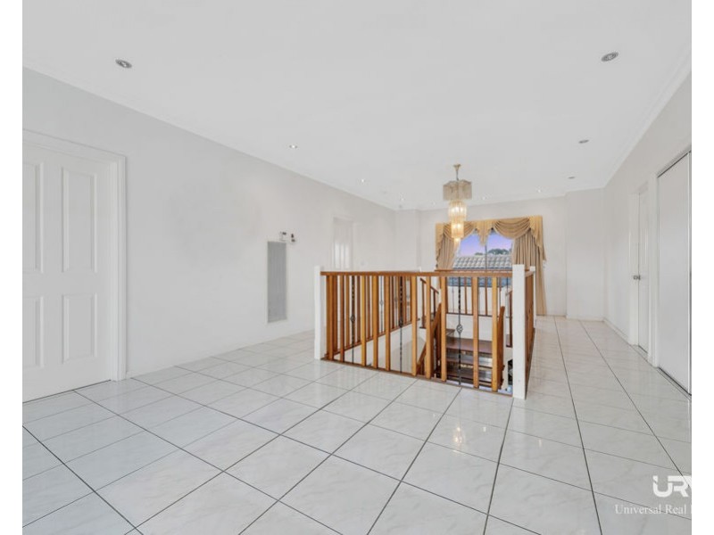 2 Golfview Drive, Craigieburn VIC 3064