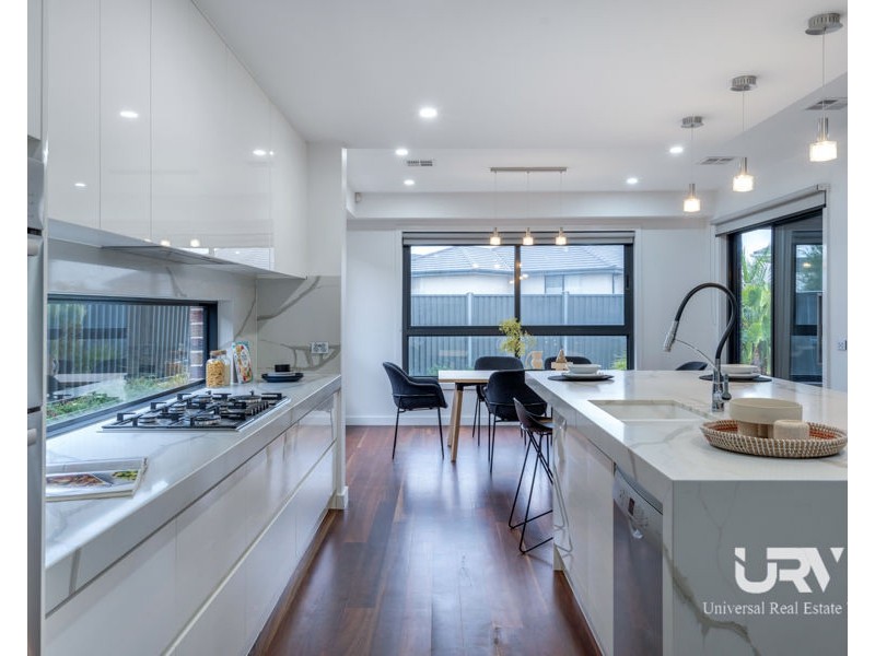 7 Nature Drive, Greenvale VIC 3059