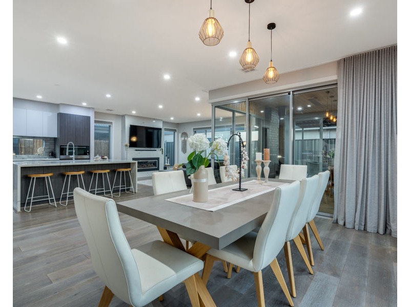 2 Tarlo Court, Craigieburn VIC 3064