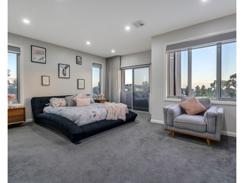 2 Tarlo Court, Craigieburn VIC 3064