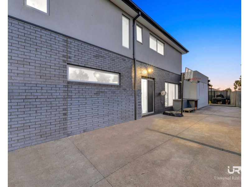 2 Tarlo Court, Craigieburn VIC 3064