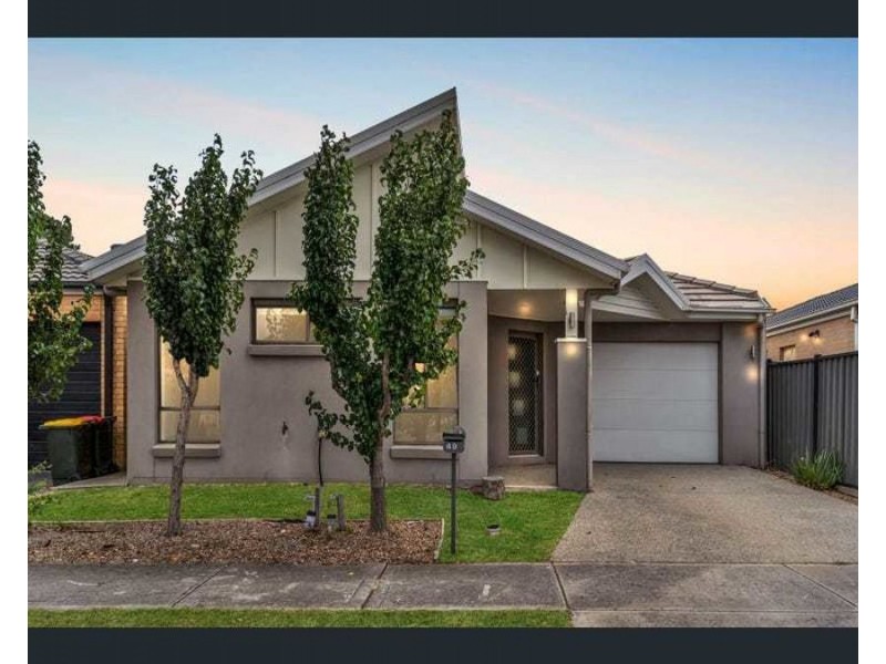 49 Gateshead Street, Craigieburn VIC 3064