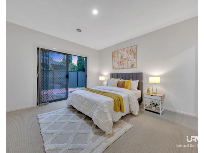 14 Rosleigh Drive, Craigieburn VIC 3064